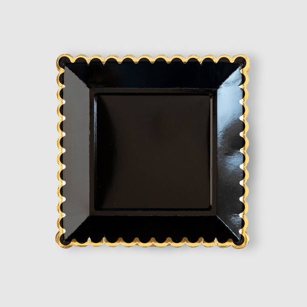 Scallop Black and Gold Large Paper Party Plates